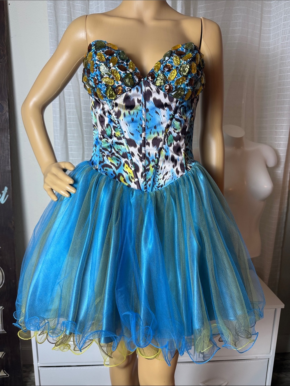 🌟Vienna Prom🌟 Multicolor Sequin Bustier Tulle Dress, Size 4